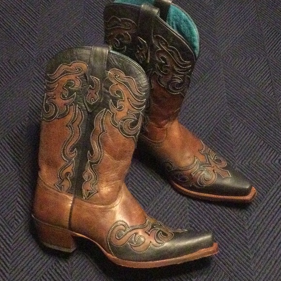 Tony Lama Shoes - Tony Lama size 8.5 brown and black leather boots for women